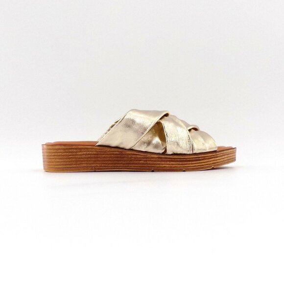 Bella Vita Wedge Slide Sandals Size 6.5 Gold Champagne Soft Nappa Leather Italy - Picture 7 of 9